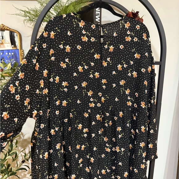 ASOS Curve Black floral and polkadots, Long Sleeve Sundress size 20 - Picture 7 of 7